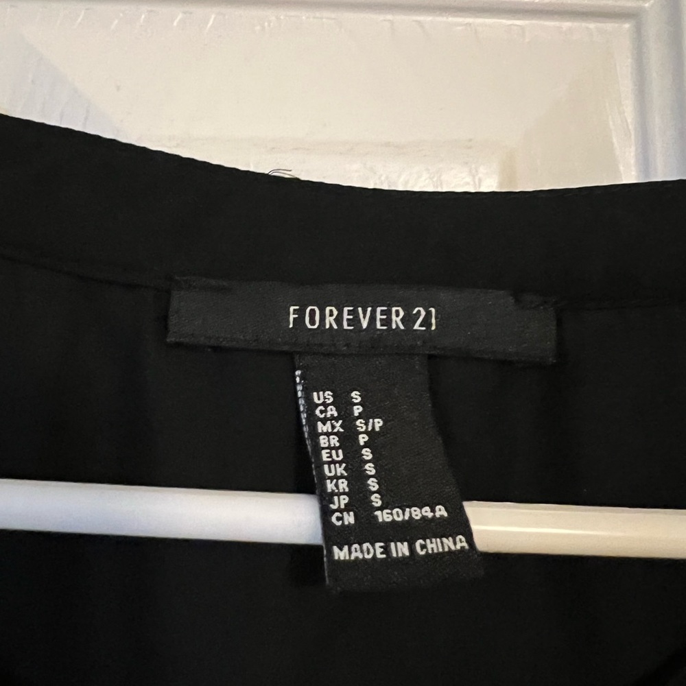 Long sleeve forever 21 - Picture 2 of 5
